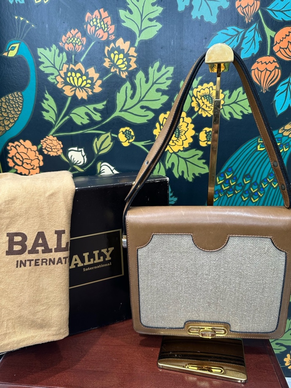 Vintage Bally International Canvas Leather Shoulder Bag 70s 80s w/ Box Dust Bag - Picture 3 of 14